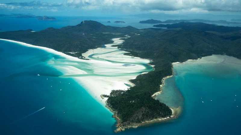 Beach in Whitsunday Islands