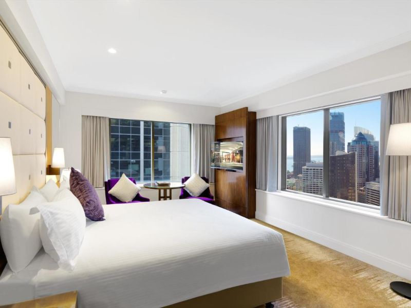Amora Hotel Jamison Sydney room with a view of the city