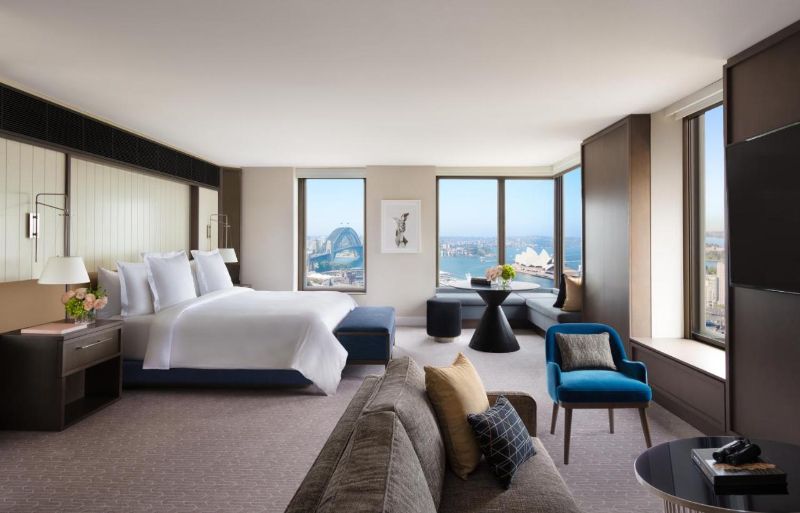 Best Hotels in Sydney Centre: Four Seasons Hotel Sydney room with a view of the harbour