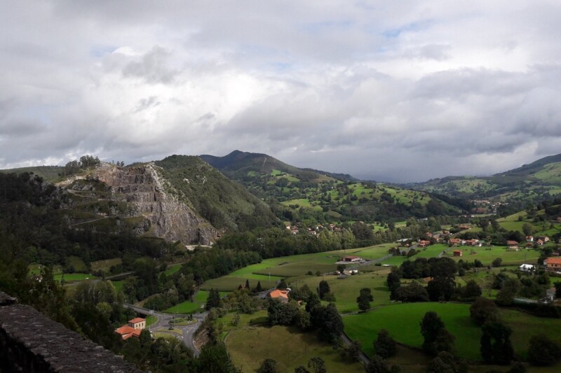 Which is the oldest cave in the world? 3