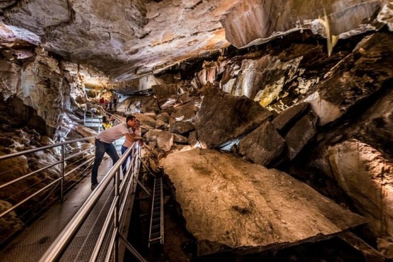 Exploring the Lucas Cave