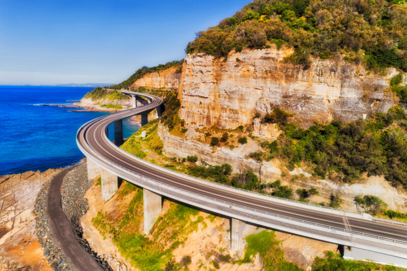 Grand Pacific Drive as Sea cliff bridge from Sydney