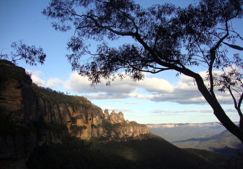 Can you walk around Blue Mountain for free? 3 Can you walk around Blue Mountain for free