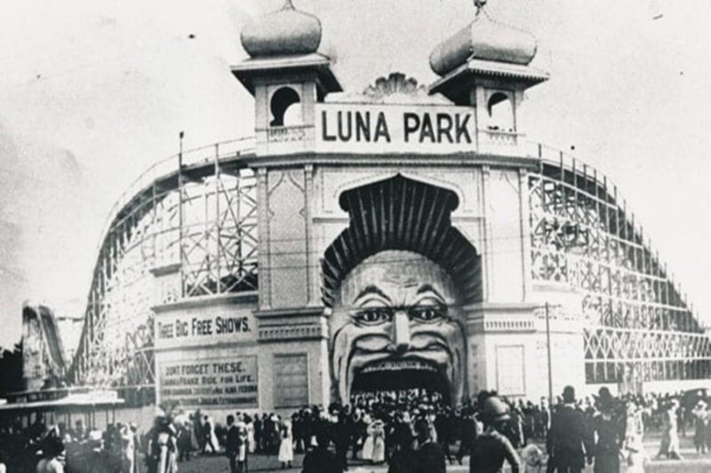 Why is it called Luna Park? 1 History of Luna Park Sydney