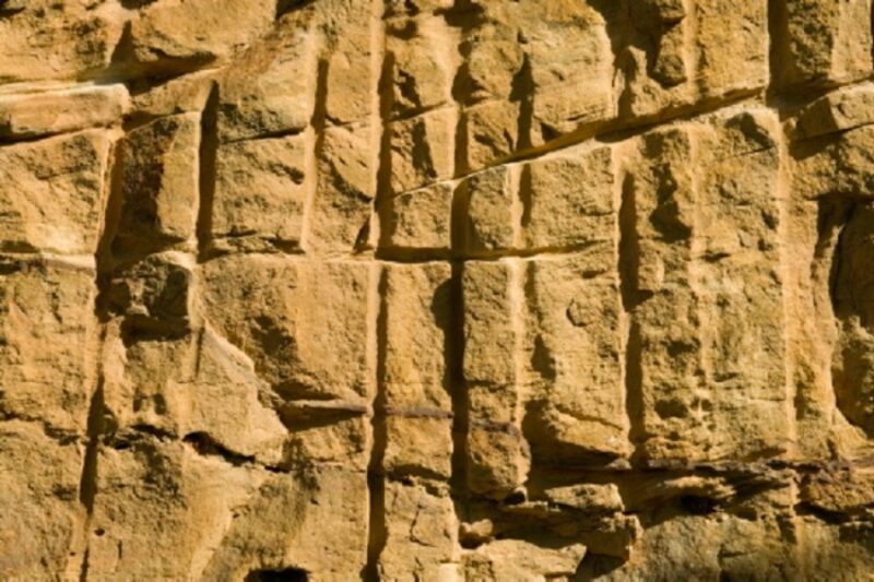 How old is the Hawkesbury sandstone? 1 How old is the Hawkesbury sandstone?