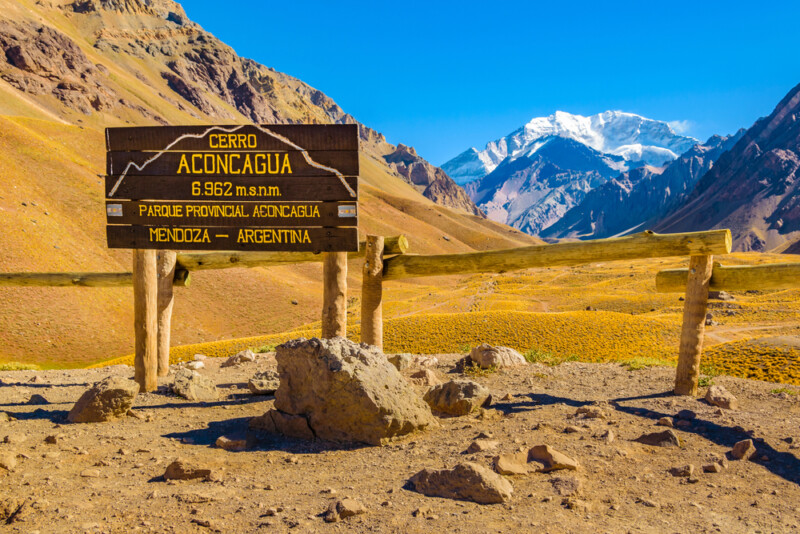 Spanish text aconcagua hill