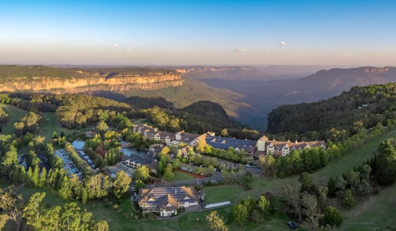 Where is Fairmont Port Douglas? 3 The Fairmont Leura