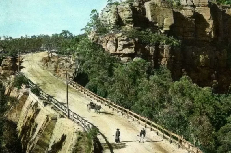Why are they called Blue Mountains? 1