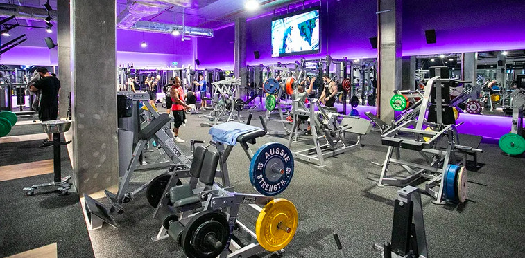 Gym enthusiasts at Anytime Fitness in Sydney