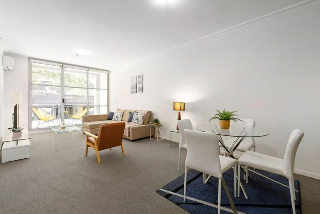 A Modern & Cozy Studio Next to Darling Harbour