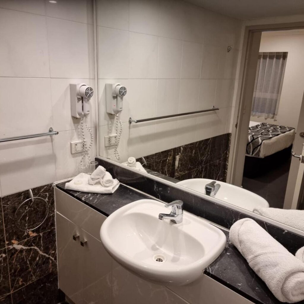 Accommodation Sydney City Centre 38 Harbour Street 1 Bedroom Apartment with Balcony 4 Accommodation Sydney City Centre 38 Harbour Street 1 Bedroom Apartment with Balcony