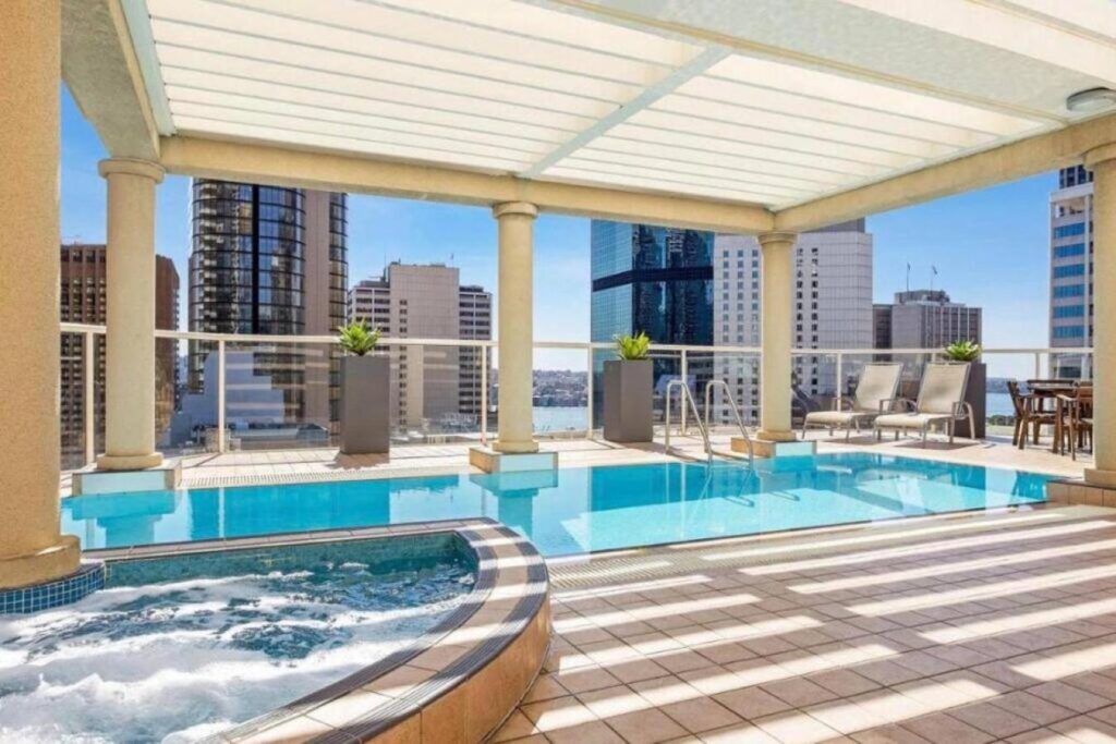 Amazing Apartment in Sydney CBD with Rooftop Pool