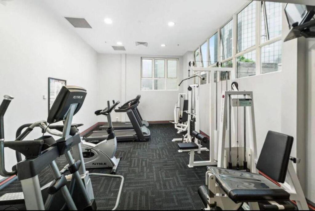 Amazing Apartment in Sydney CBD with Rooftop Pool