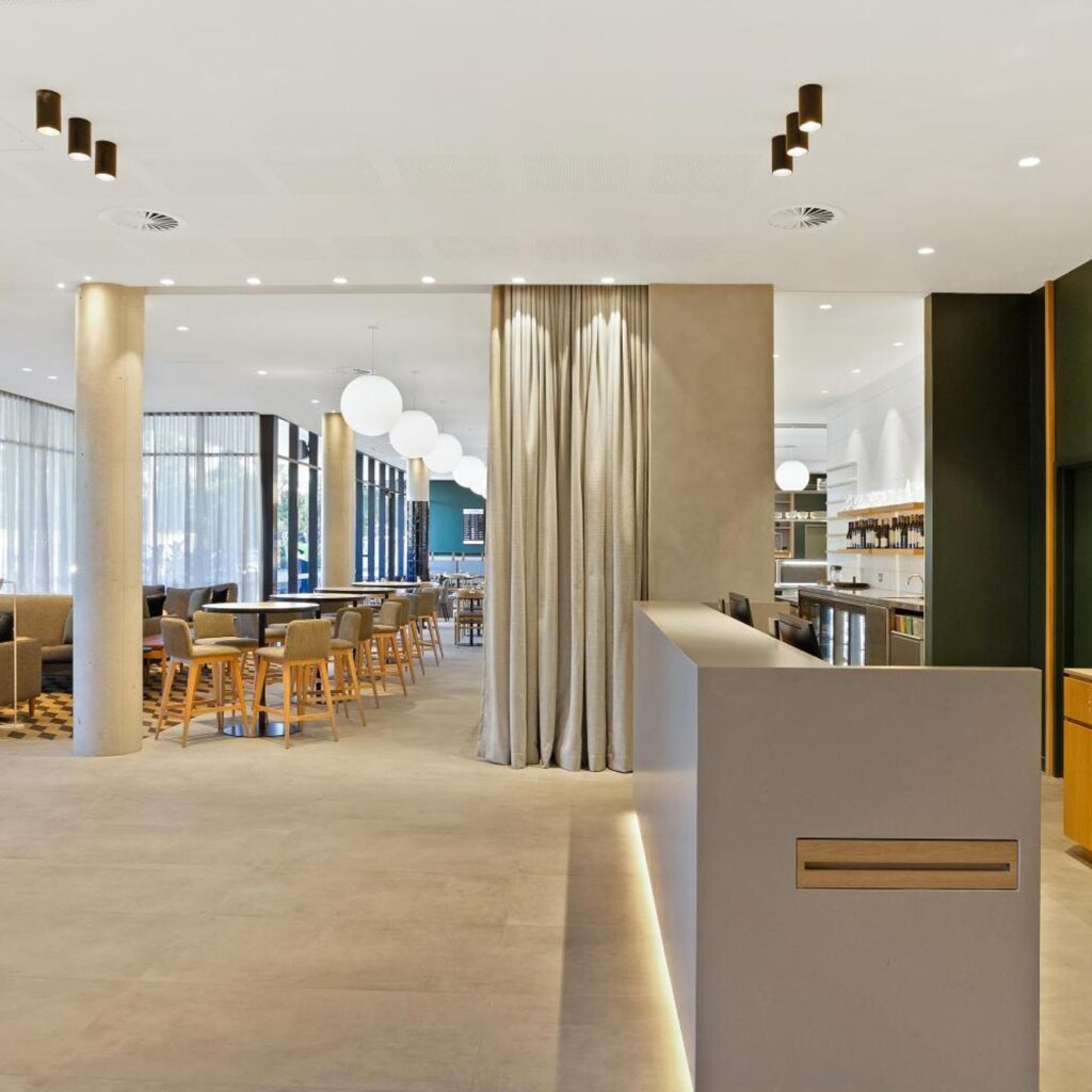 Mantra Hotel at Sydney Airport