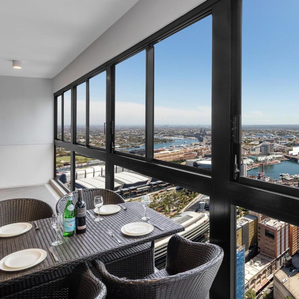 Meriton Suites Kent Street, Sydney