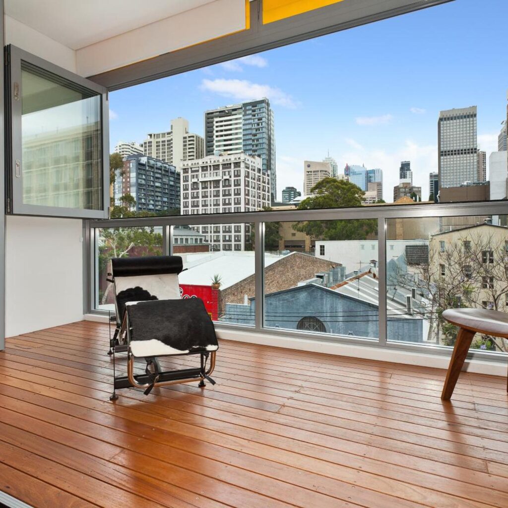 New York on Riley - Split-Level Executive 2BR Darlinghurst Apartment with a New York Feel