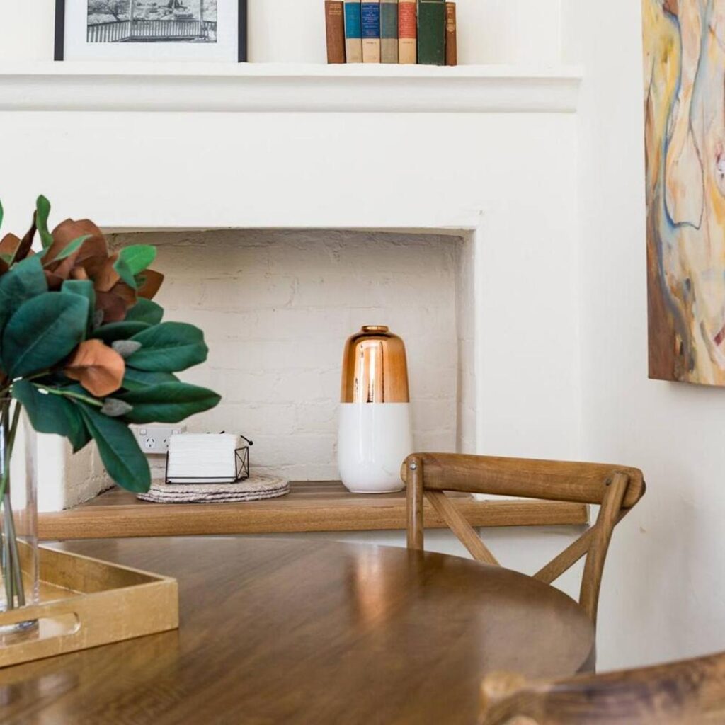 'Two of a Kind' Heritage Stay with Harbour Views