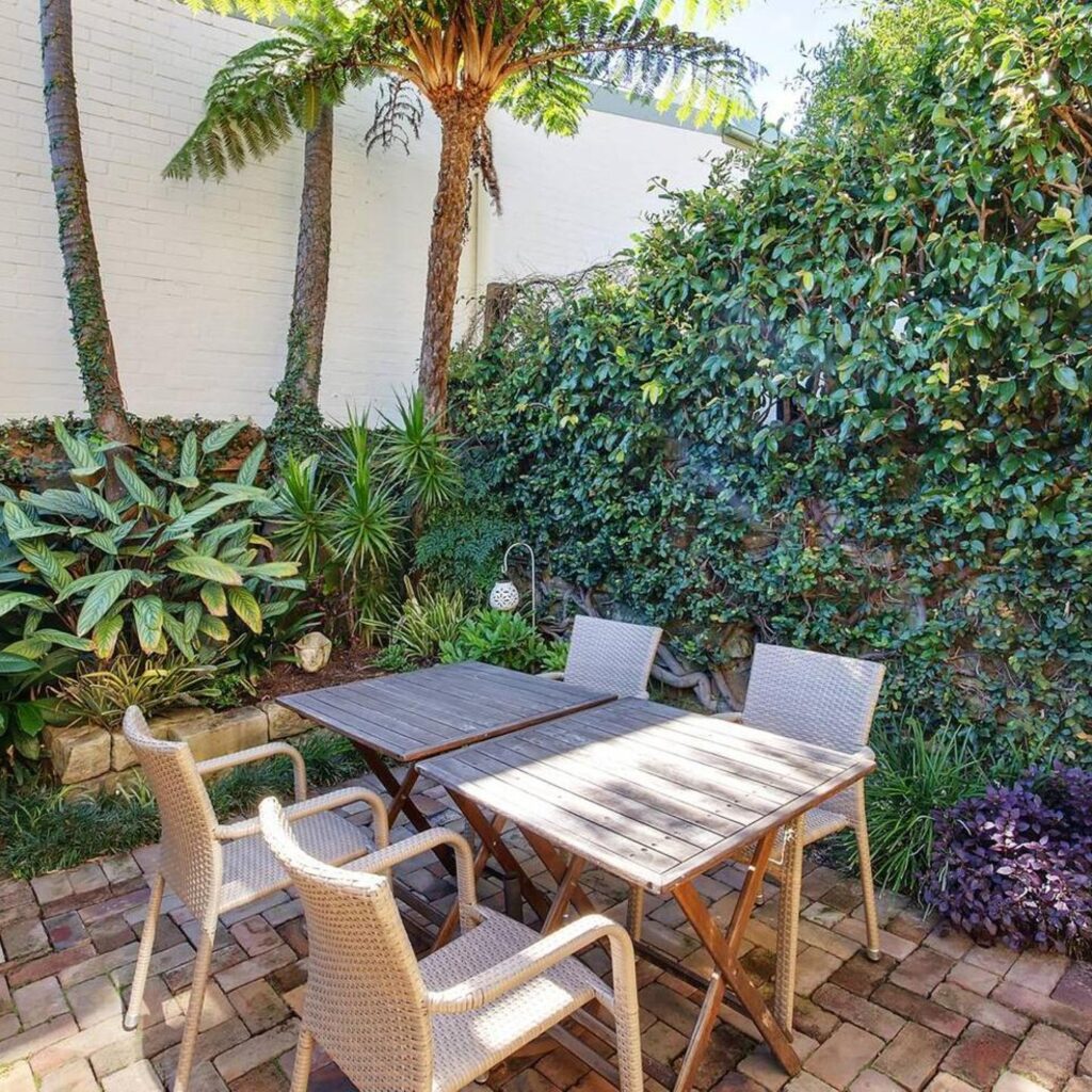 Elegant Vintage Terrace with Harbour Bridge Views 12 Elegant Vintage Terrace with Harbour Bridge Views