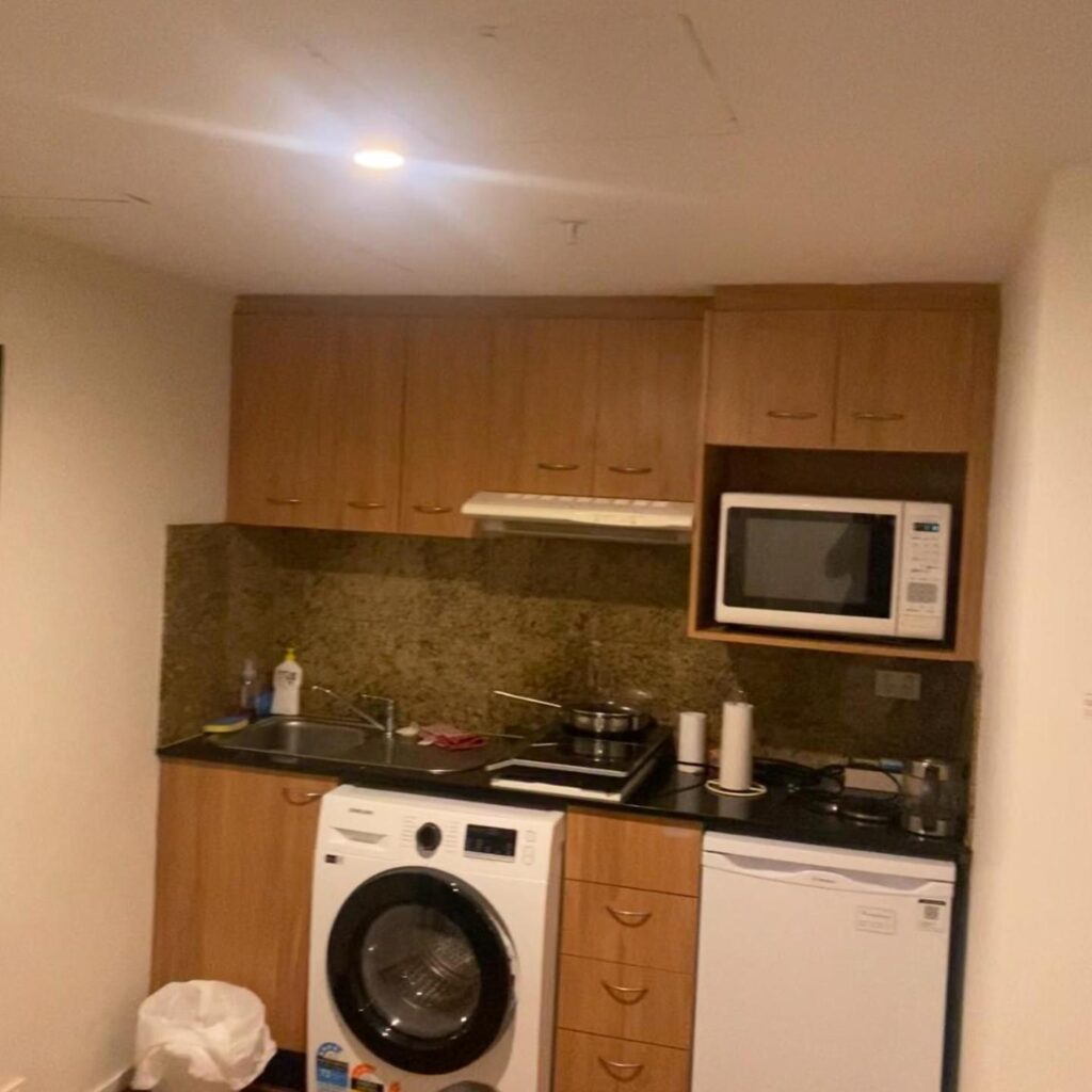 Excellent location,budget stay Darling Harbour