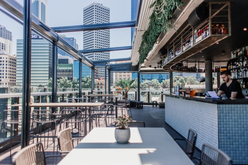 10 Best Sports Bars in Sydney: Top Spots to Watch the Game 21 Ambiance And Atmosphere