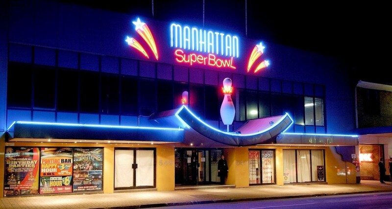 10 Best Bowling Alleys in Sydney: Top Spots for Fun and Strikes 3 Manhattan Superbowl