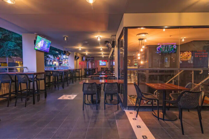 10 Best Sports Bars in Sydney: Top Spots to Watch the Game 5 The Office Hotel