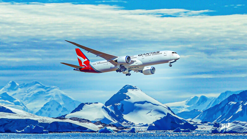 Quantas over Antarctica