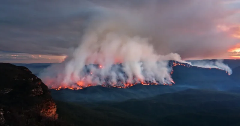 Why are the Blue Mountains blur? 2