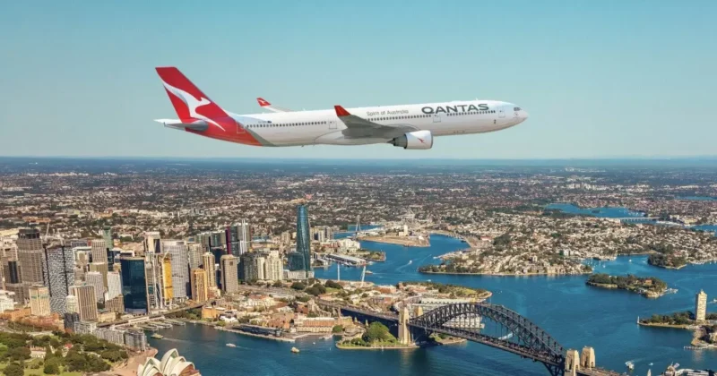 Do I have to go through customs for international connecting flight in Sydney? 2 Connecting flights in Sydney