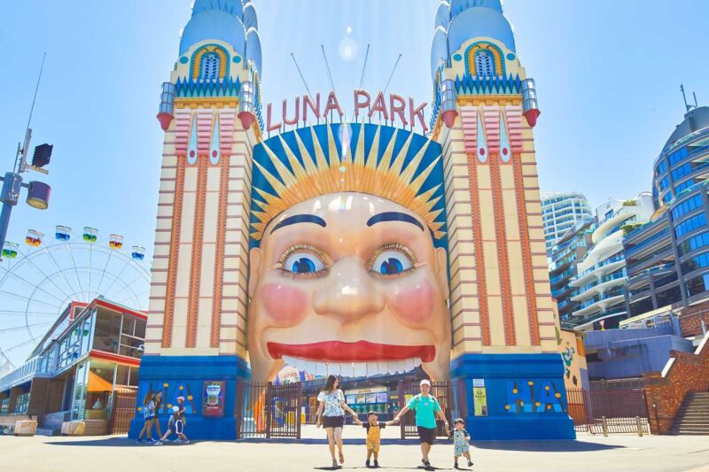 What did Luna Park used to be called? 1 What did Luna Park used to be called?
