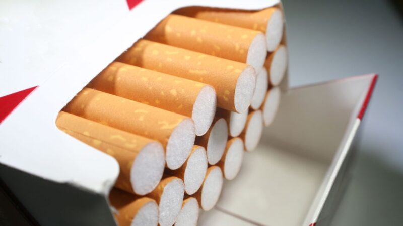 What is prohibited to bring into Australia? 3 Australian Customs Cigarette Limit