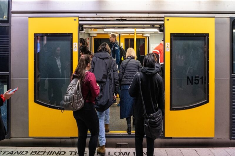 What is the difference between the new Sydney Metro and Sydney trains? 2 Sydney Trains