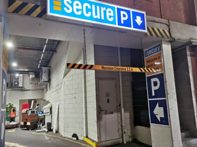 What is the cost for parking at the Hyatt Regency Sydney? 3