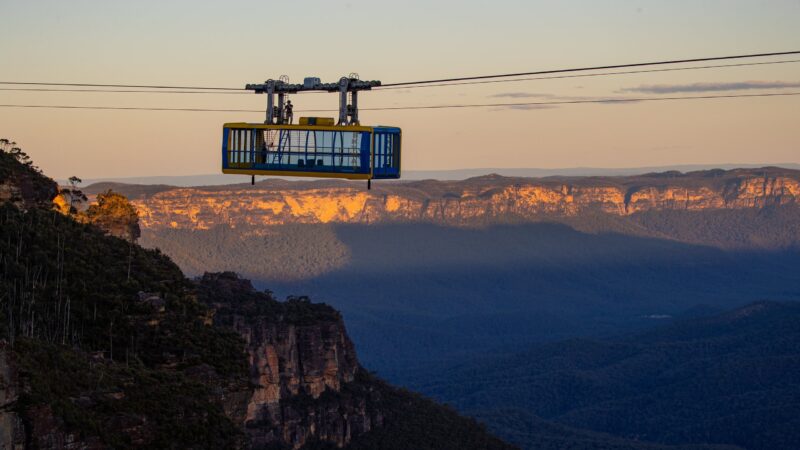 What is special about the Blue Mountains? 2