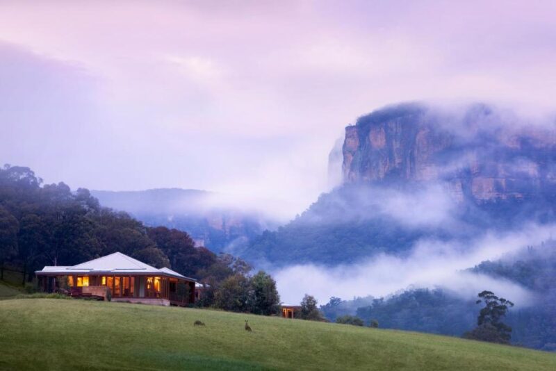What time is check in at Wolgan Valley? 2 What time is check in at Wolgan Valley?