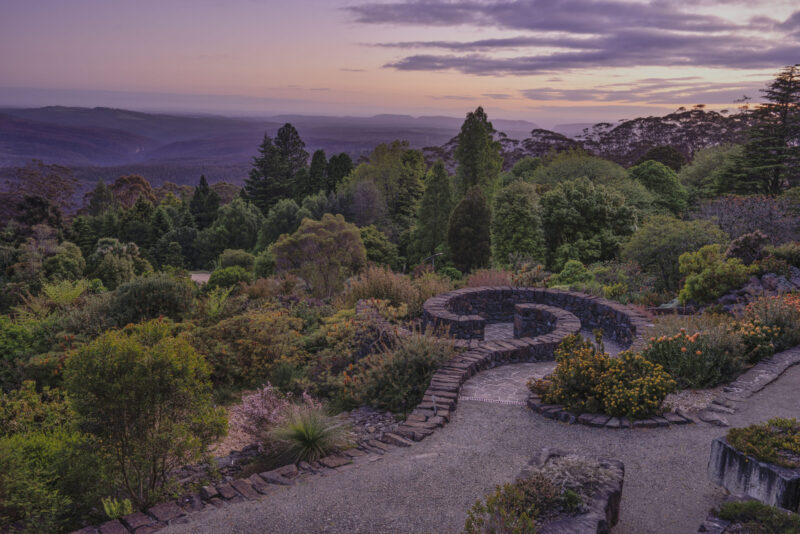 What are other interesting facts about the Blue Mountains? 3