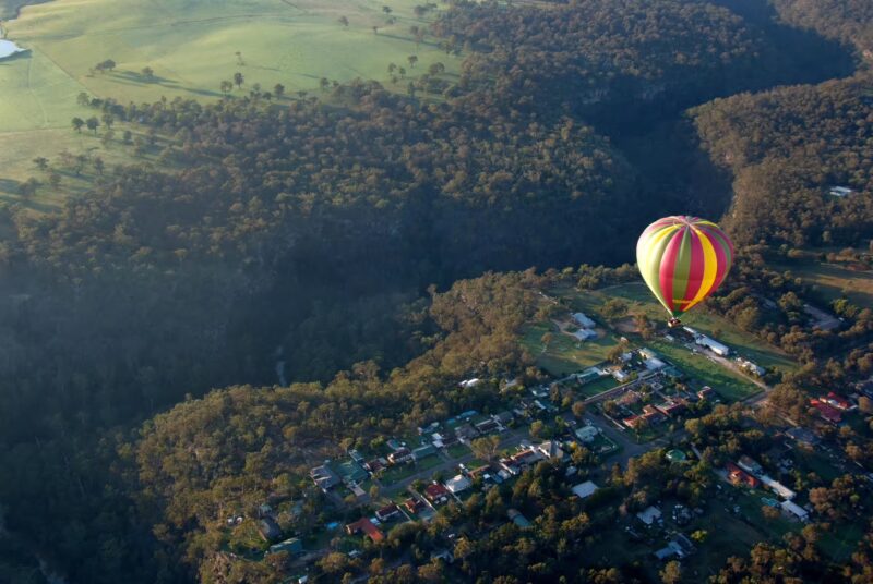 What is New South Wales best known for? 2 Hunter Valley