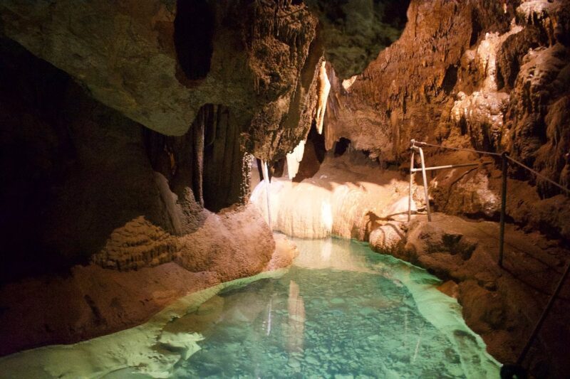Jenolan Caves