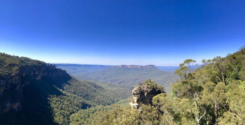 What is special about Blue Mountains? 3
